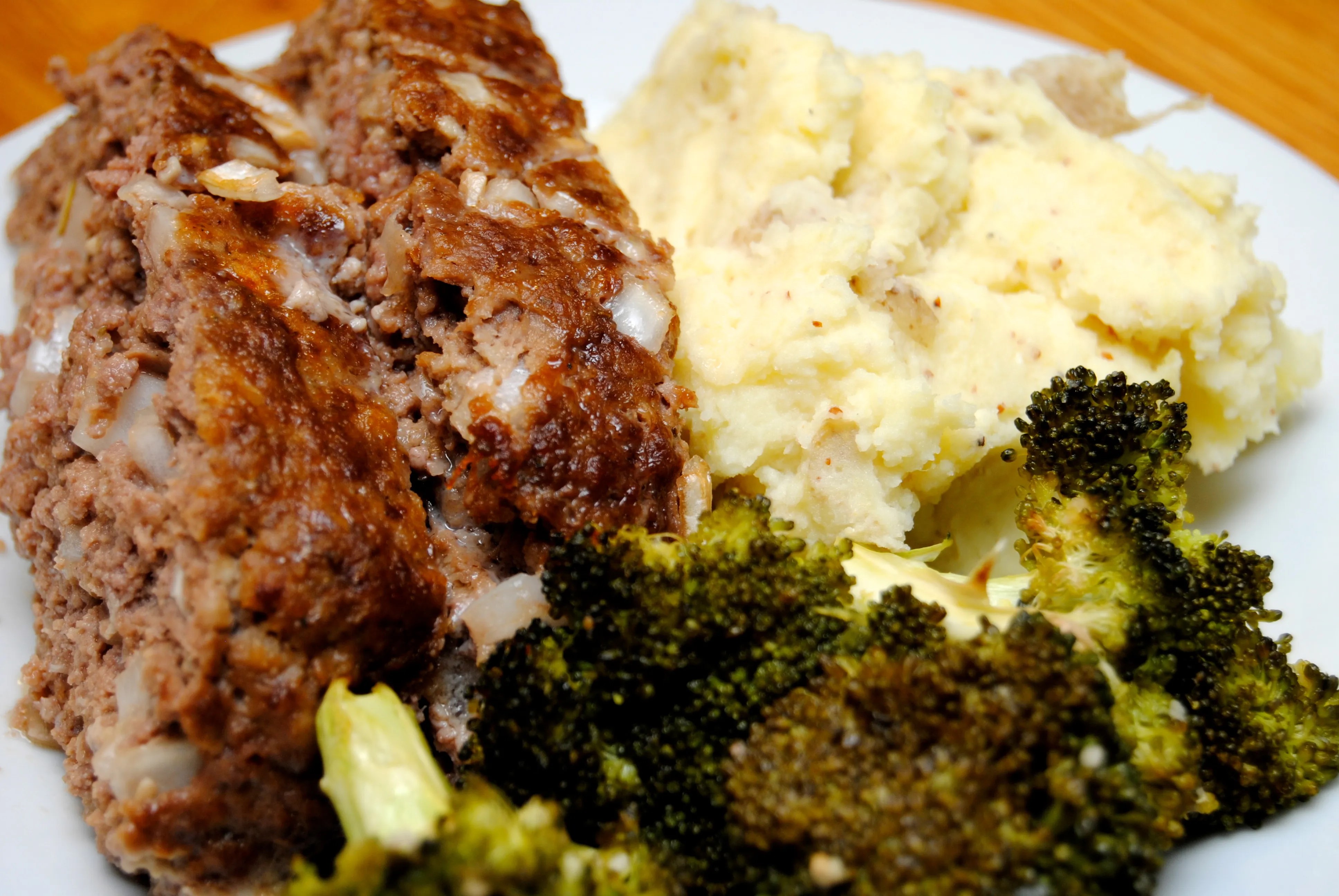 Meatloaf, Mashed Potatoes and Broccoli